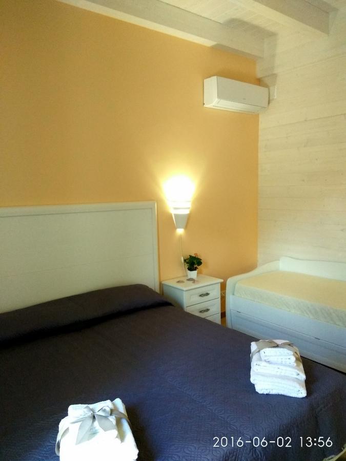 Bed and Breakfast Le Camelie Marina di Ginosa Exterior foto