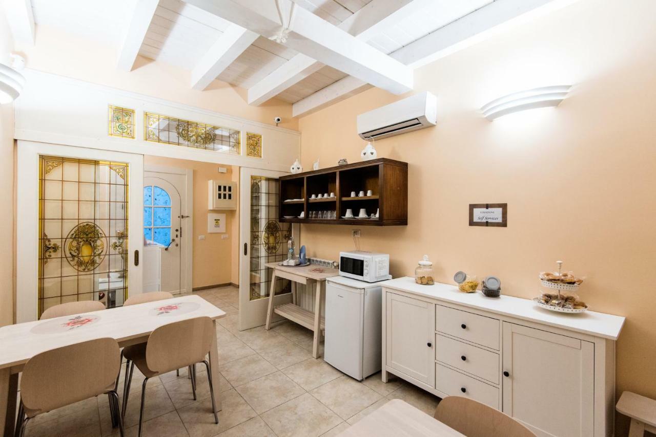 Bed and Breakfast Le Camelie Marina di Ginosa Exterior foto